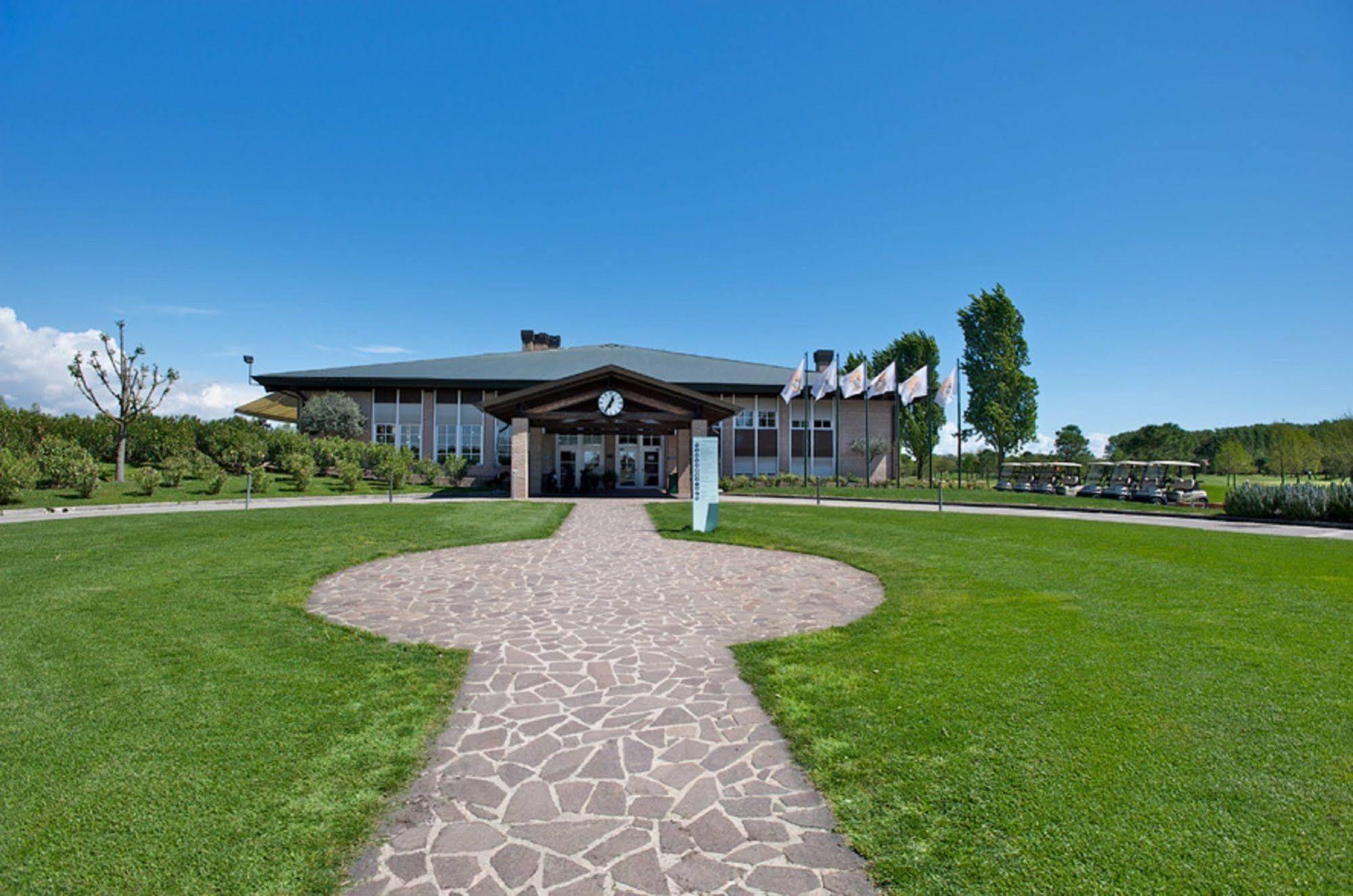Hotel Golf Inn Lignano Sabbiadoro Extérieur photo